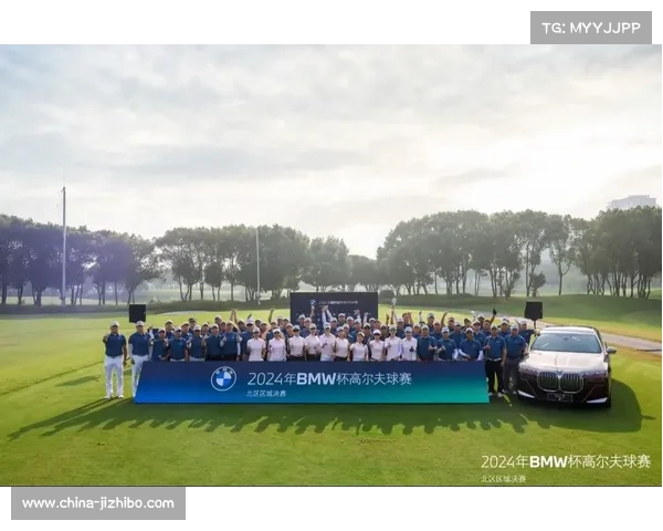 【高尔夫联赛·赛中·特写》BMW锦标赛苍蝇推动静止球进洞,慢镜头回放揭示规则判定依据 【高尔夫联赛·赛中·特写》BMW锦标赛苍蝇推动静止球进洞,慢镜头回放揭示规则判定依据